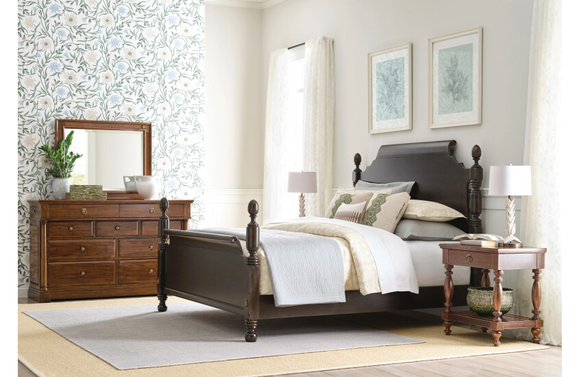 KING BRIGHTON POSTER BED - BLACK - COMPLETE Room