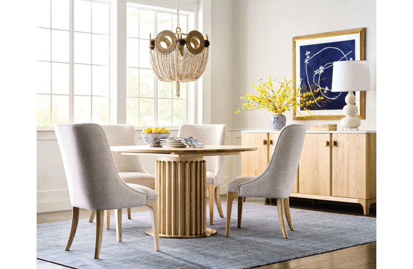 HIGHLAND ROUND DINING TABLE - COMPLETE Room